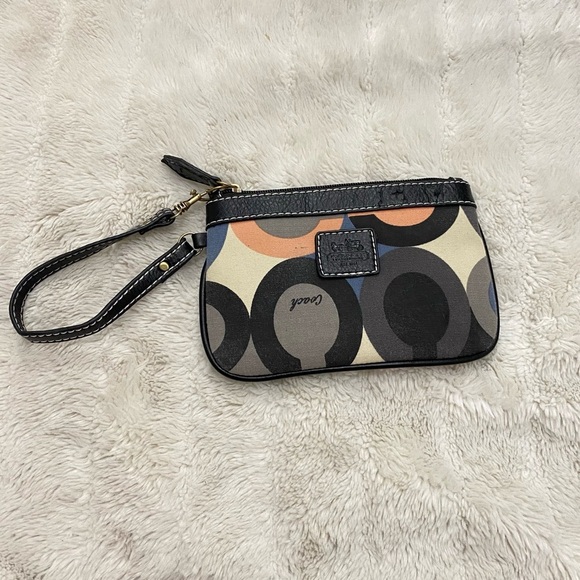 Coach Multicolor Circle Pattern Signature Wristlet - Picture 2 of 16